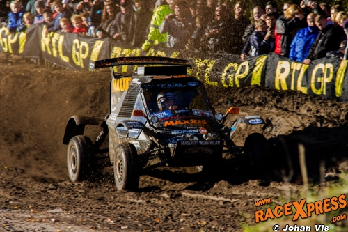 Maxxis Dakar Team by Super B